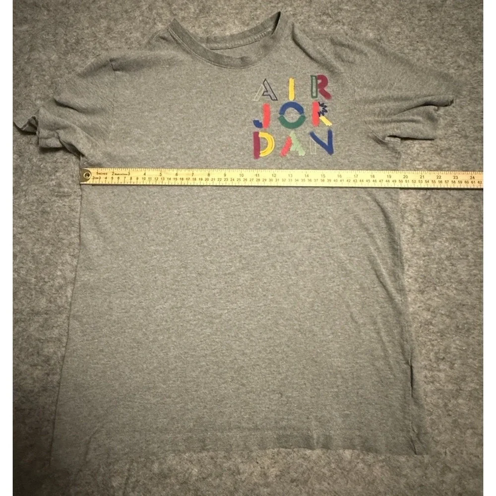Nike Air Jordan Men Jumpman The‎ Cradle Graffiti Abstract Colorful T-Shirt M